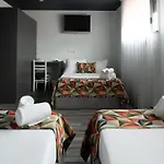Residencial Kuarenta&um 3* 바르셀로스