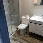 게스트하우스 Residencial Kuarenta&um 3*