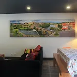 게스트하우스 Residencial Kuarenta&um 3*