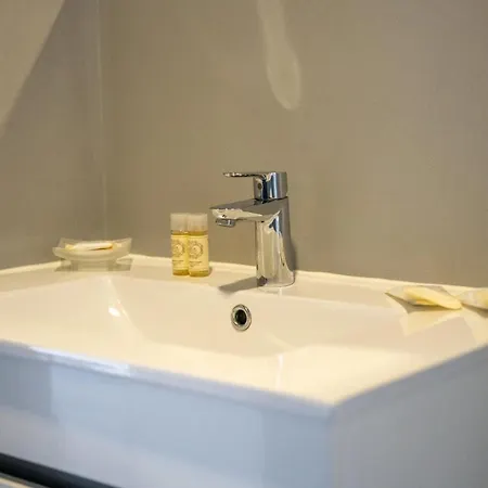 Residencial Kuarenta&um Konukevi 3*