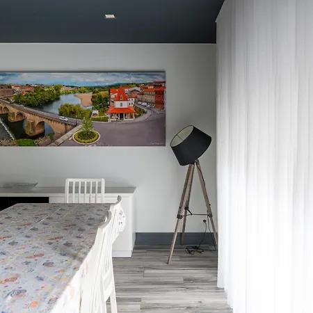 Residencial Kuarenta&um Πανσιόν