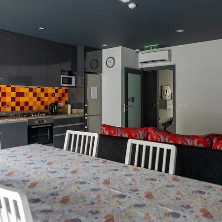 Residencial Kuarenta&um 3* Barcelos