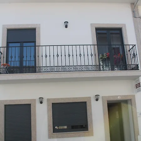 Residencial Kuarenta&um Konukevi 3*
