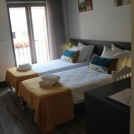 Pensionat Residencial Kuarenta&um