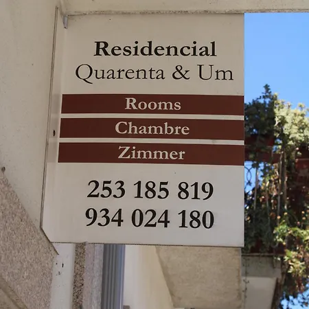 Residencial Kuarenta&um Pensionat Barcelos