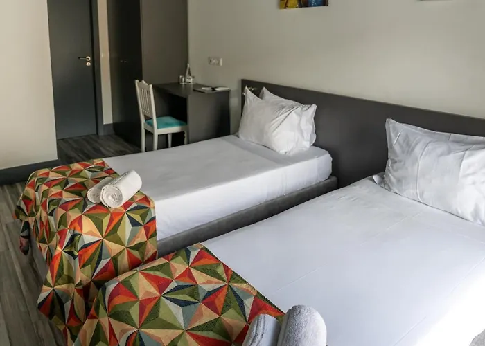 Residencial Kuarenta&um Guest house