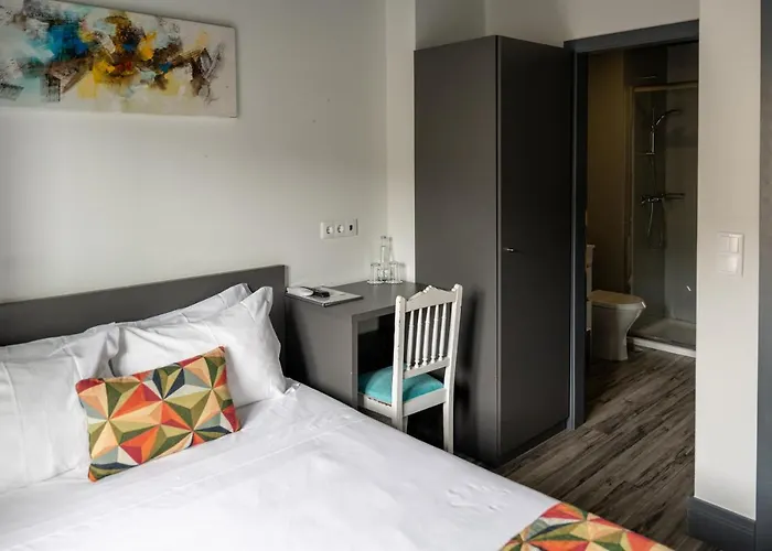 Πανσιόν Residencial Kuarenta&um Barcelos