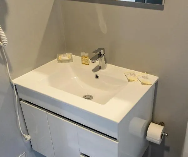 Residencial Kuarenta&um 3* 巴塞卢什