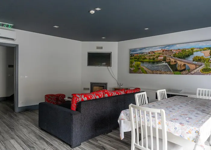 Residencial Kuarenta&um Guest house Barcelos