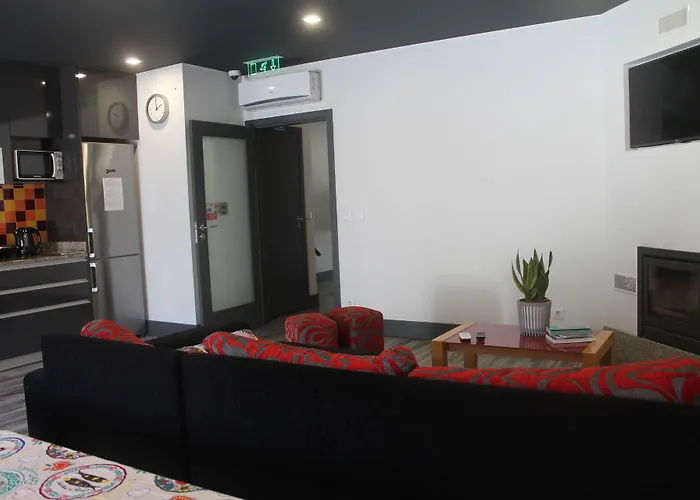 Residencial Kuarenta&um 3*