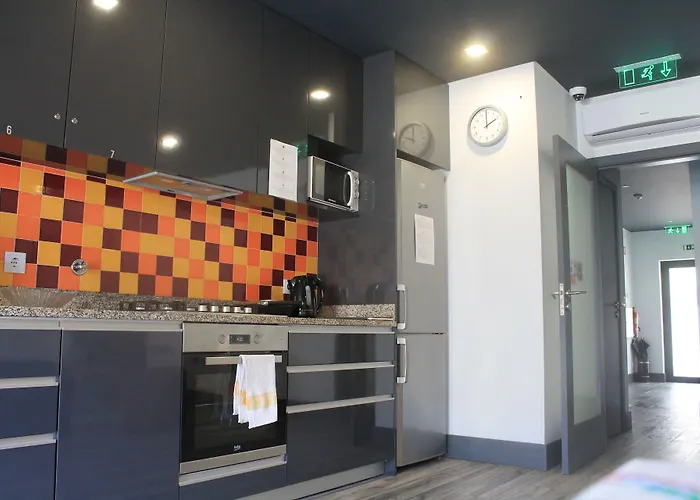 Residencial Kuarenta&um Πανσιόν Barcelos