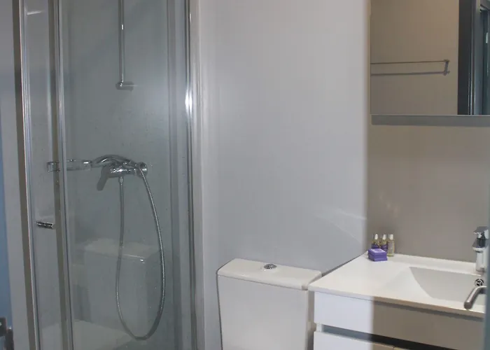 Residencial Kuarenta&um Guest house Barcelos