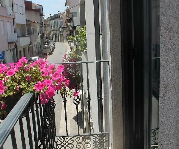 Residencial Kuarenta&um Barcelos